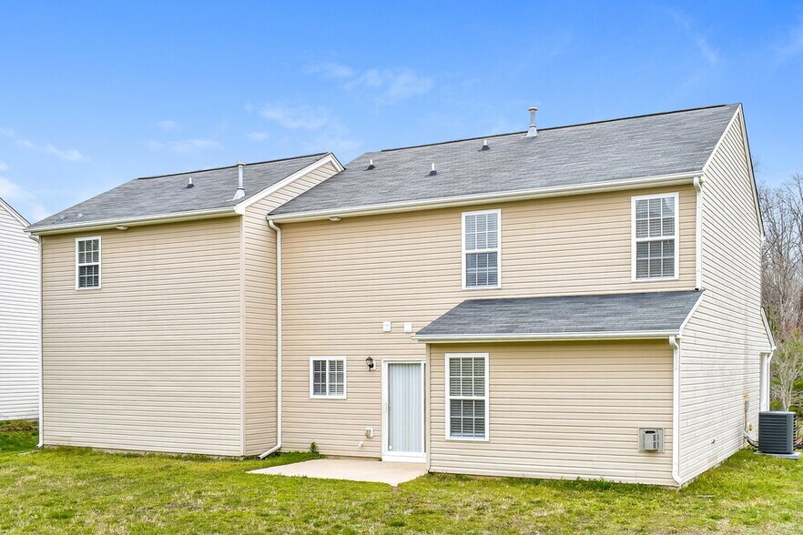 Building Photo - 12805 Coral Sunrise Dr