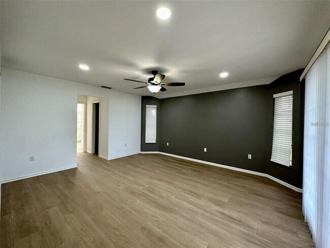 Building Photo - 2169 Onondaga Ln