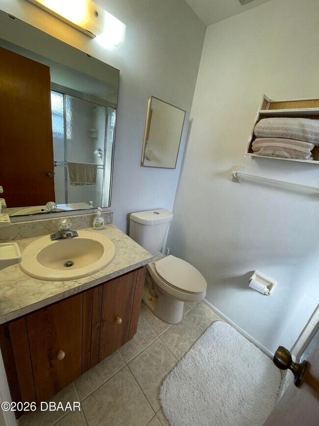 Building Photo - 1000 Egret Ct