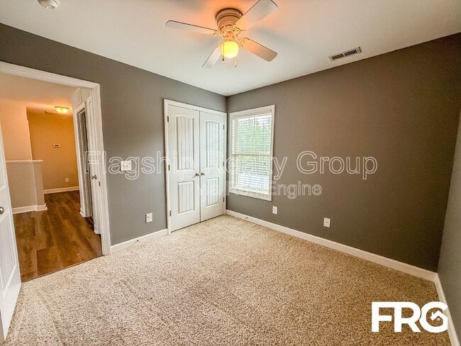 Building Photo - 1217 Teakwood Dr