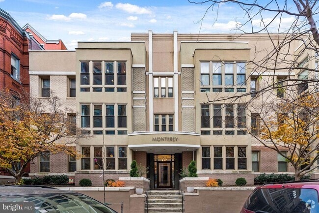 Cute Building - 1445 N St NW