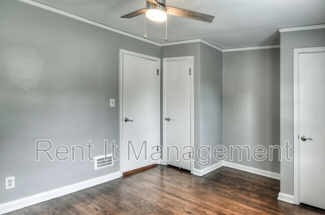 Building Photo - 6029 Poppleton Ave
