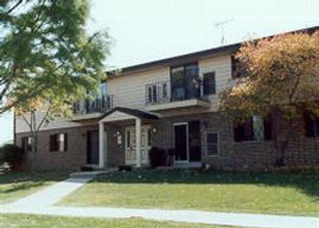 Interior Photo - 7630 W Dean Rd
