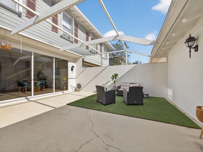 Building Photo - 2785 E Community Dr