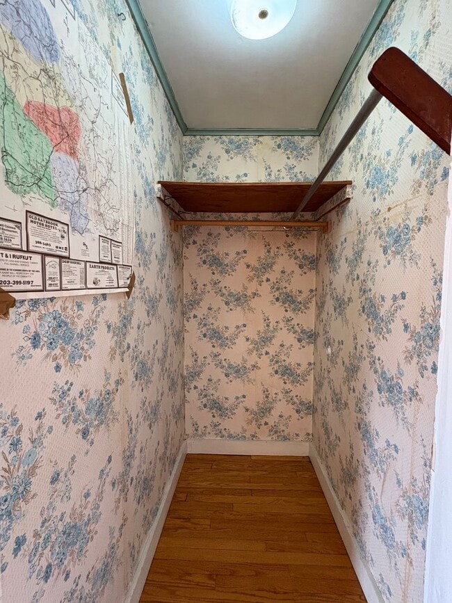 Building Photo - 10 High St