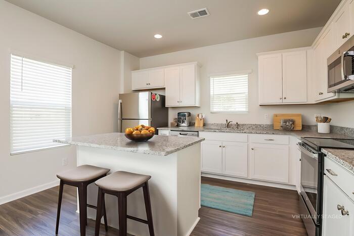 Building Photo - 243 Clydesdale Cir