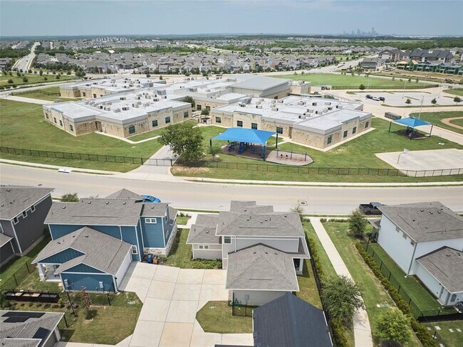 Building Photo - 8112 Talferd Trl