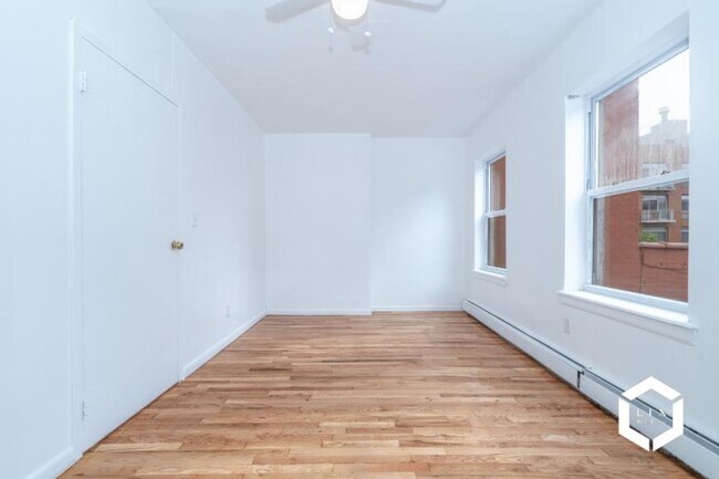 Building Photo - 1 bedroom in BROOKLYN NY 11238