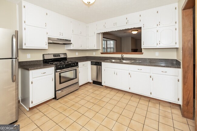 Building Photo - 5297 Brentwood Rd