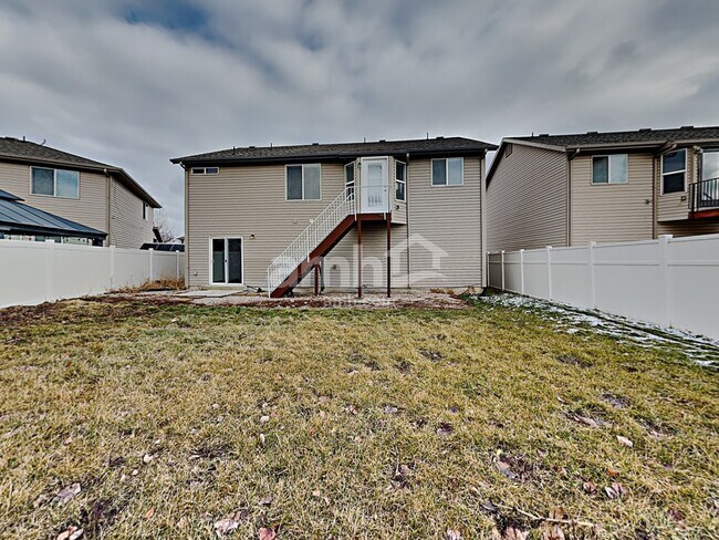 Building Photo - 229 Walton Dr