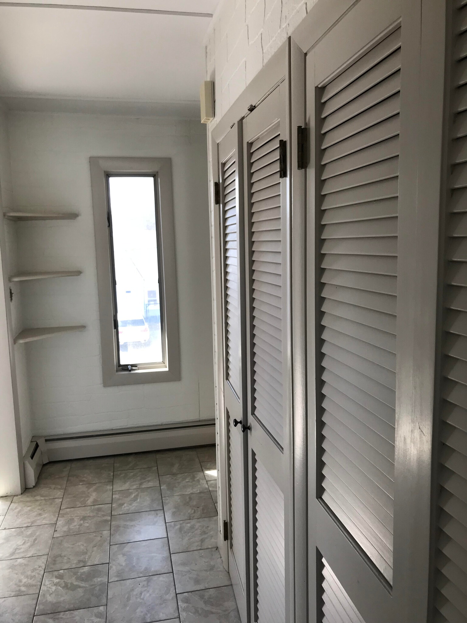 Building Photo - 45 Tiogue Ave