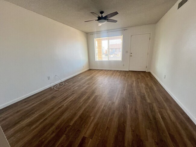 Building Photo - 6421 W Carol Ave