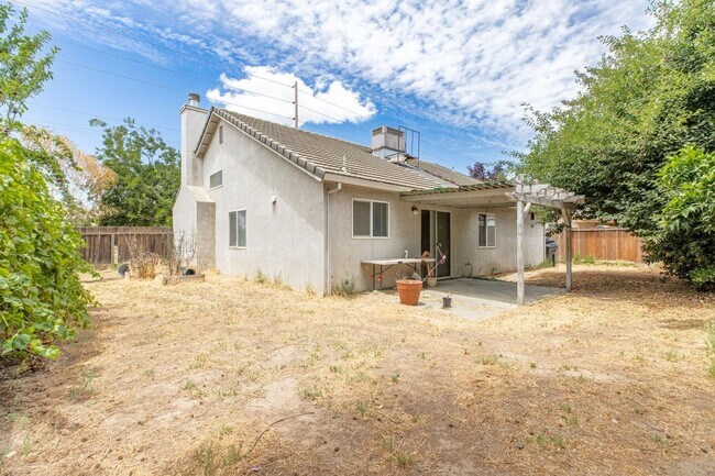 Building Photo - 4610 Fosberg Rd