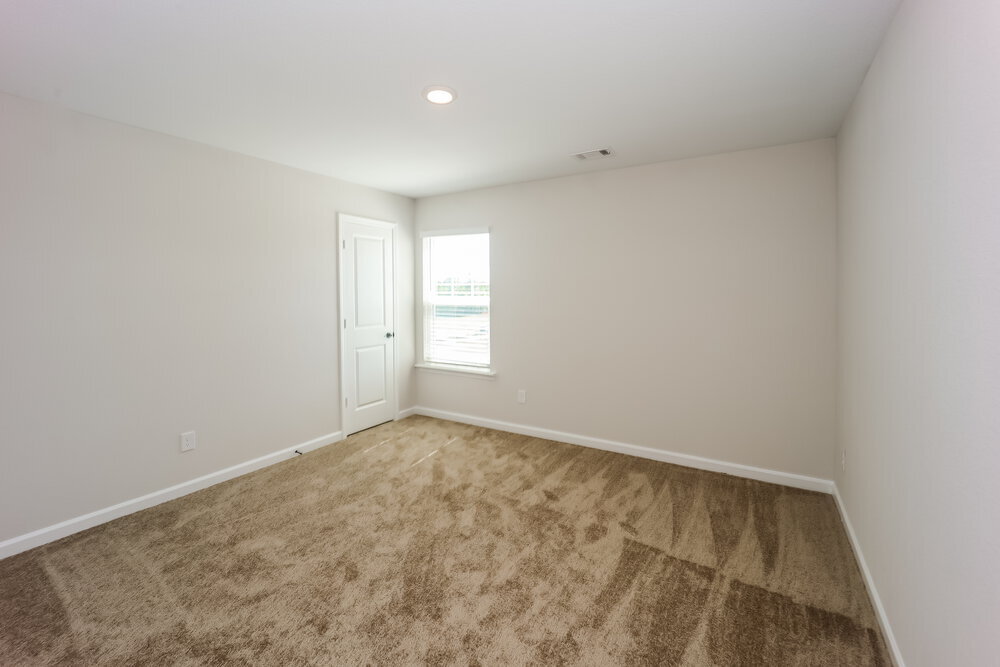 Building Photo - 486 Samara Ct