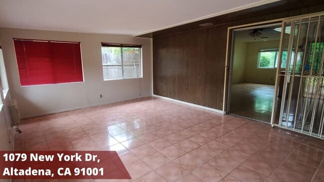 Building Photo - 1079 New York Dr