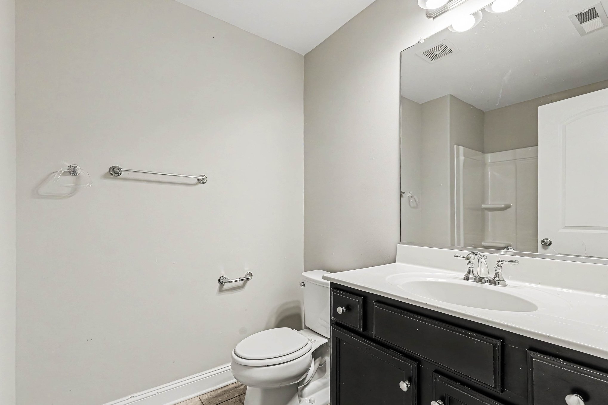 Building Photo - 846 Silver Leaf Dr