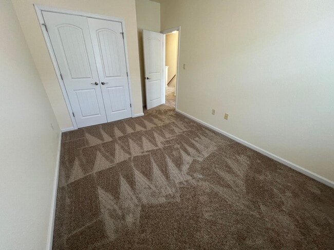 Building Photo - 908 Deep Branch Way