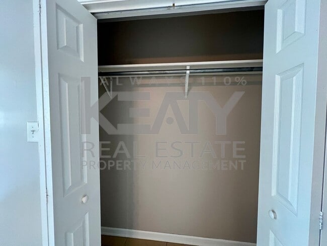 Building Photo - COMING SOON! 3 Bedroom Home in Fox Run!