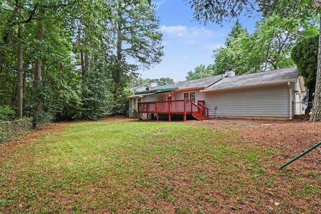 Building Photo - 3BR/2BA Ranch Home in Great School District Near Mall of Georgia!