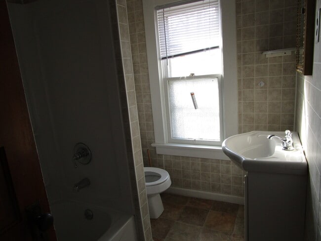 Building Photo - New Listing!!!