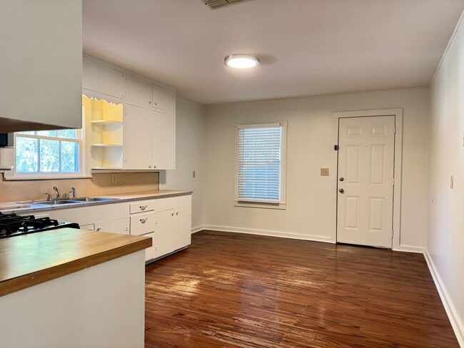 Building Photo - 13230 CR 1308