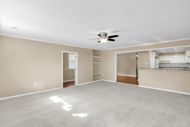 Building Photo - 2222 Bacon Park Dr