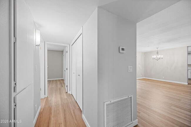 Building Photo - 8054 E Dulcet Ct