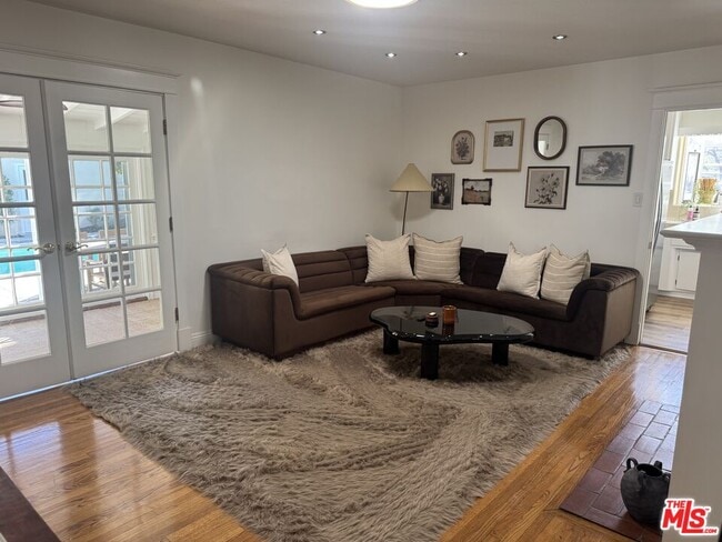 Building Photo - 4900 Ethel Ave