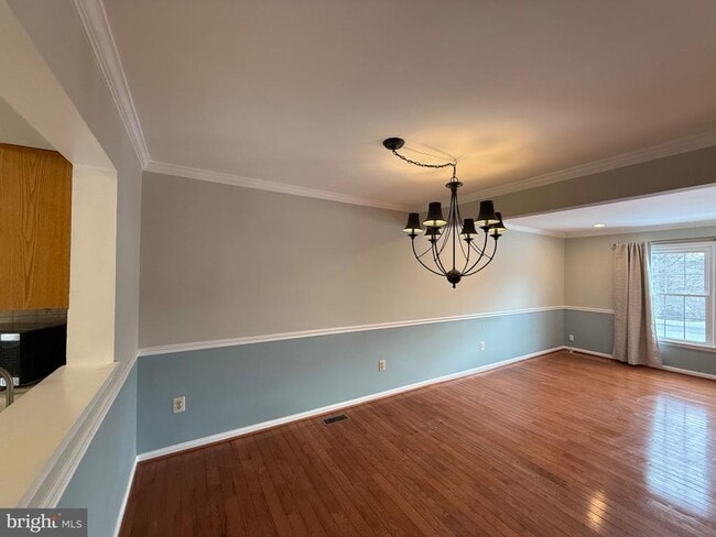 Building Photo - 52 Faraday Dr