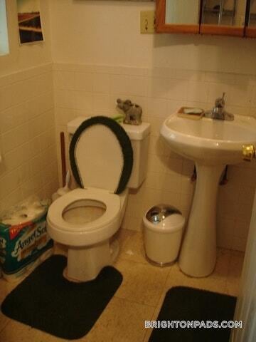 Building Photo - 11 Cummings Rd