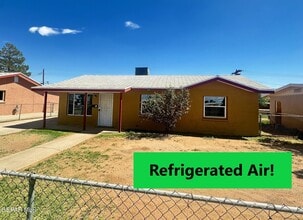 Building Photo - 5208 Blue Ridge Dr