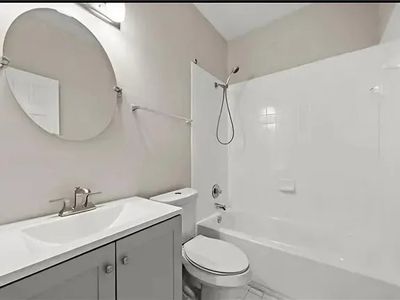 Building Photo - 1021 Ada Ave NW