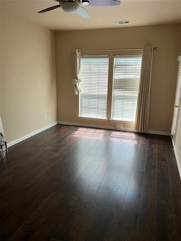 Building Photo - 1803 E Branch Hollow Dr