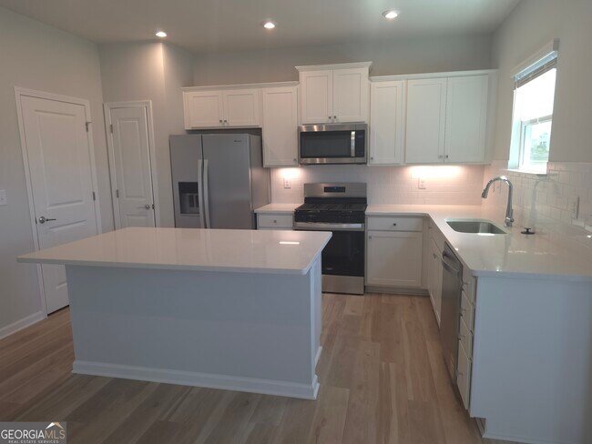 Building Photo - 633 Vidalia Pkwy