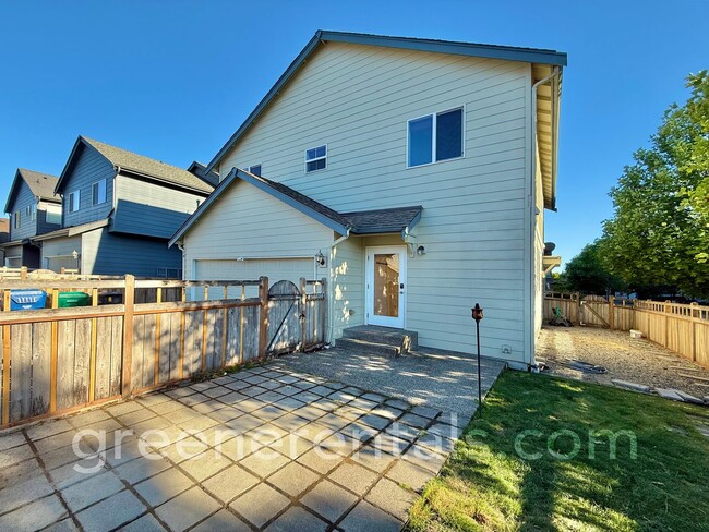 Building Photo - 4BR 2.5BA Home in West Olympia