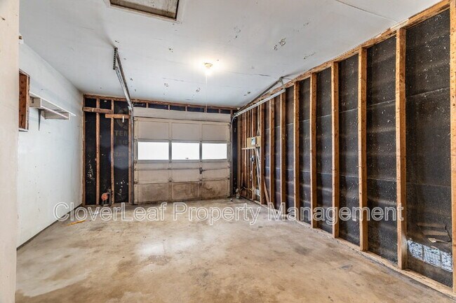 Building Photo - 7319 Deep Spring Dr
