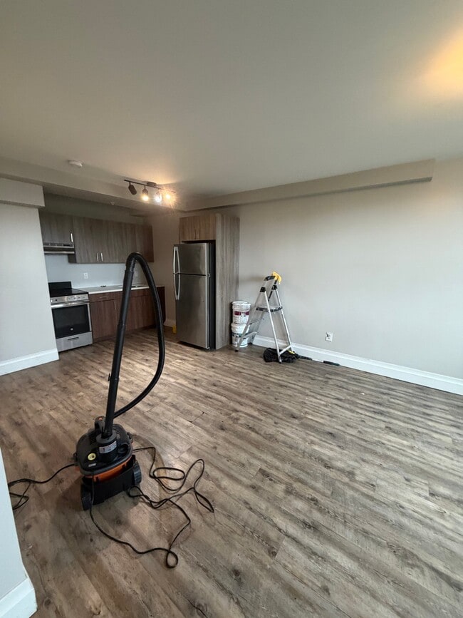 Building Photo - 106 N Grove St