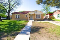 Building Photo - 306 Overhill Dr
