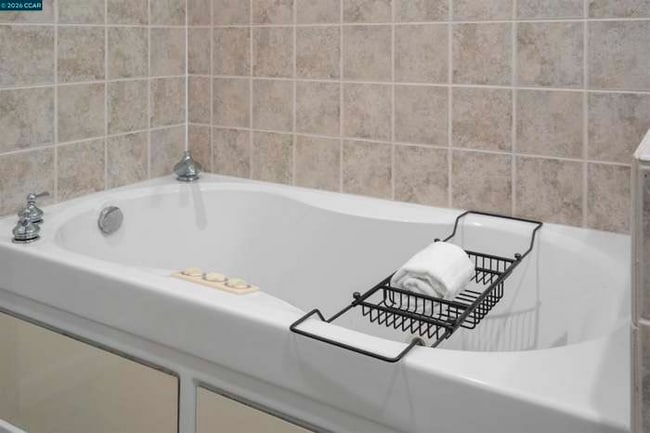 Building Photo - 5607 Lassen Ct