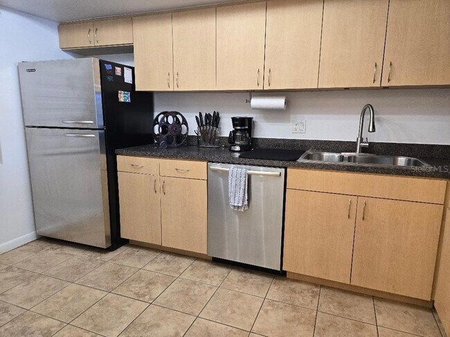 Building Photo - 4908 38th Way S