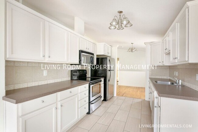 Building Photo - 1520 SE 44th Ave