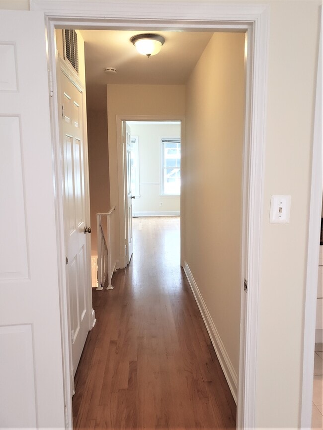 Building Photo - 2308 L St NW