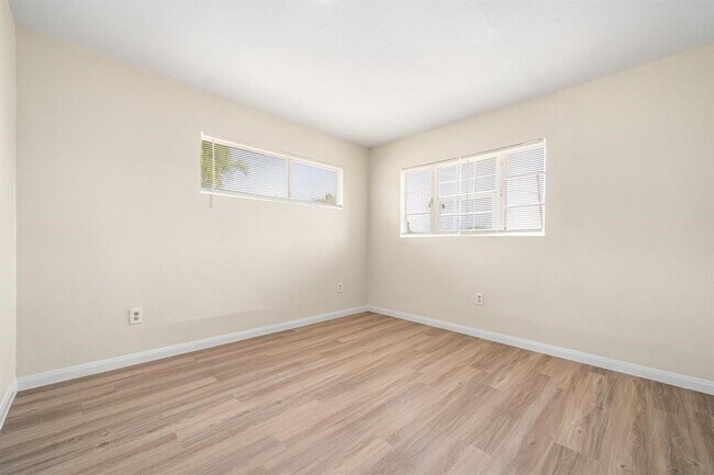 Building Photo - 4726 Angleton St