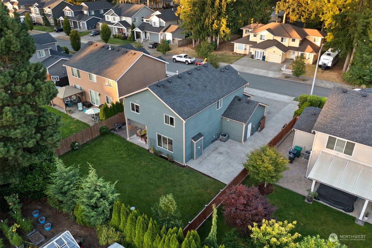 Building Photo - 11736 47th Ave NE