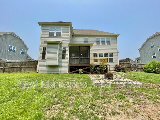 Building Photo - 4033 Hunting Path Dr