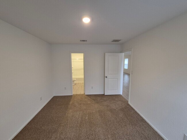 Building Photo - 12822 CHINALI SPG