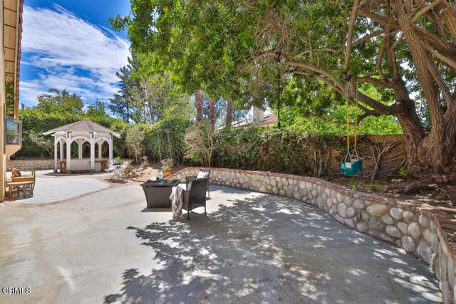 Building Photo - 4035 Cliffrose Ave