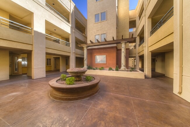 Building Photo - Meridian Fully Furnished Studio Condo - Resort Style Living. Utilities & Cable services Not Inclu...
