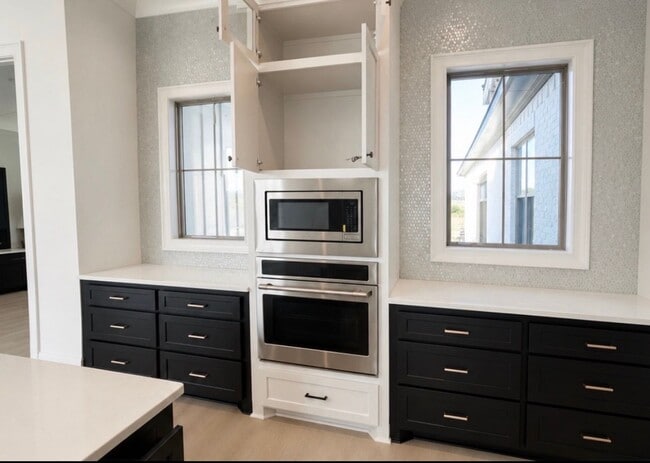 Building Photo - 774 Northridge Trl