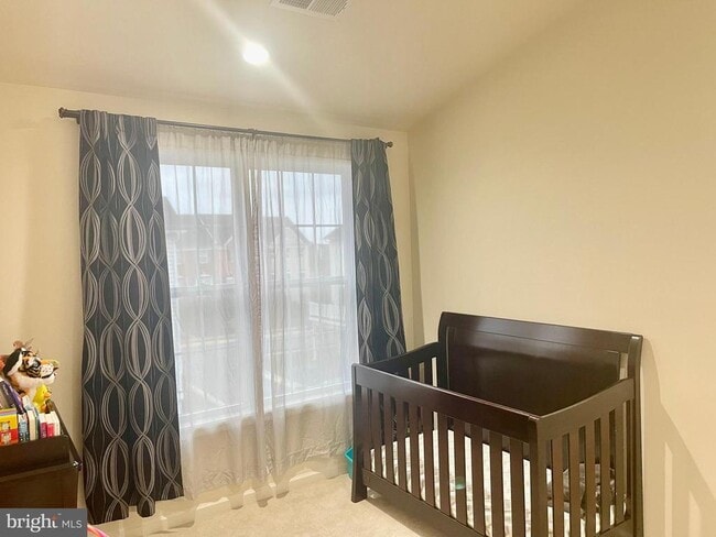 Building Photo - 43010 Paris Gap Square